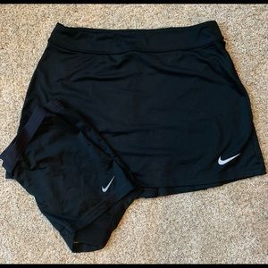 Nike dry fit Golf Skirt with shorts